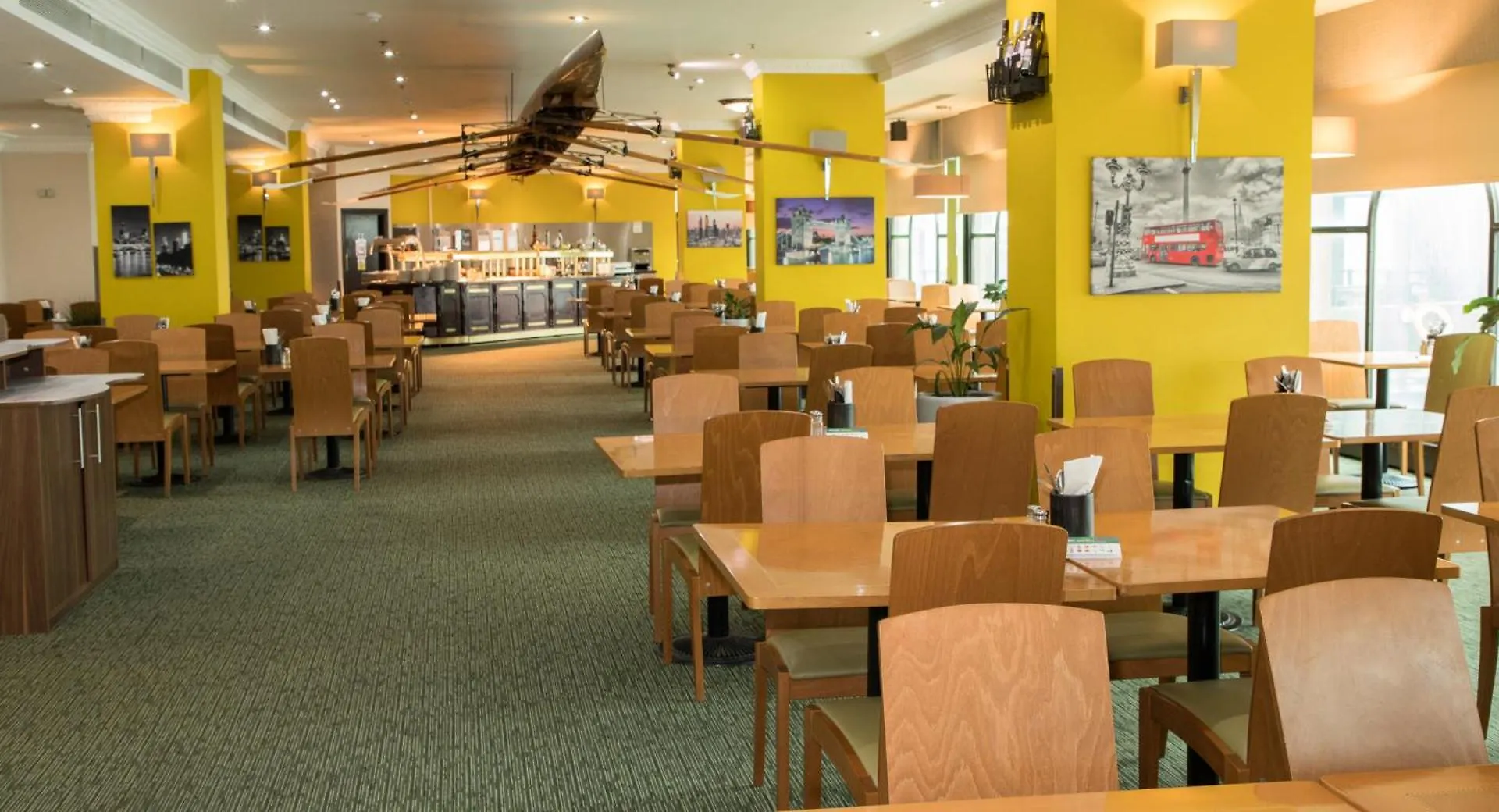 Britannia International Hotel Canary Wharf Londra 4*,  Birleşik Krallık