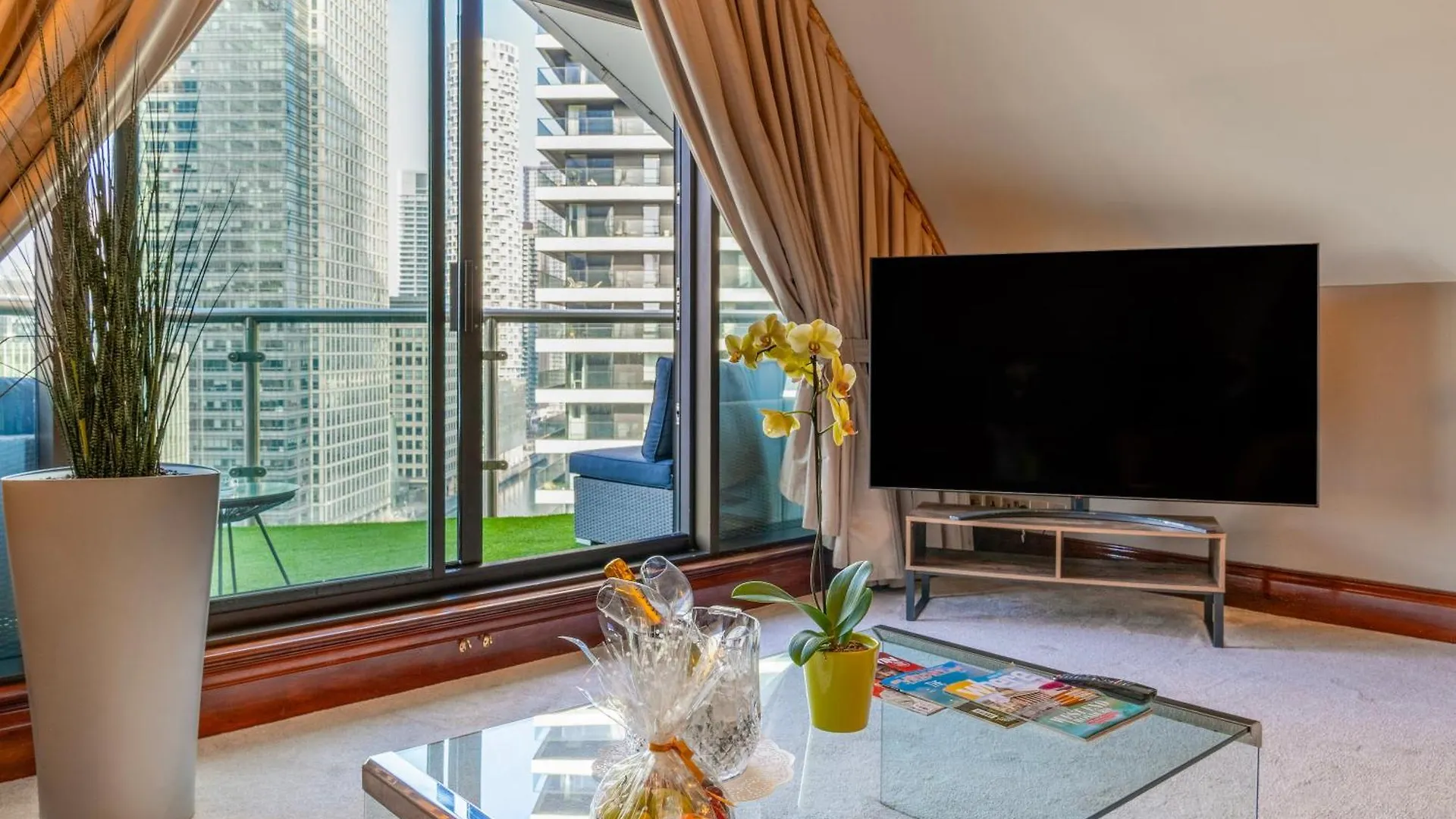 Britannia International Hotel Canary Wharf Londra 4*,